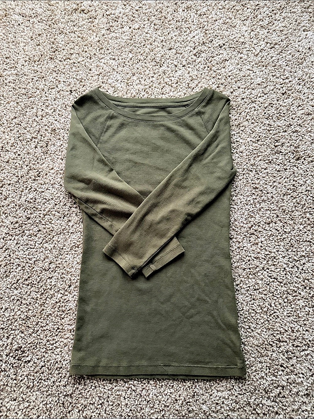 GAP Olive Long Sleeve Tee Size Medium